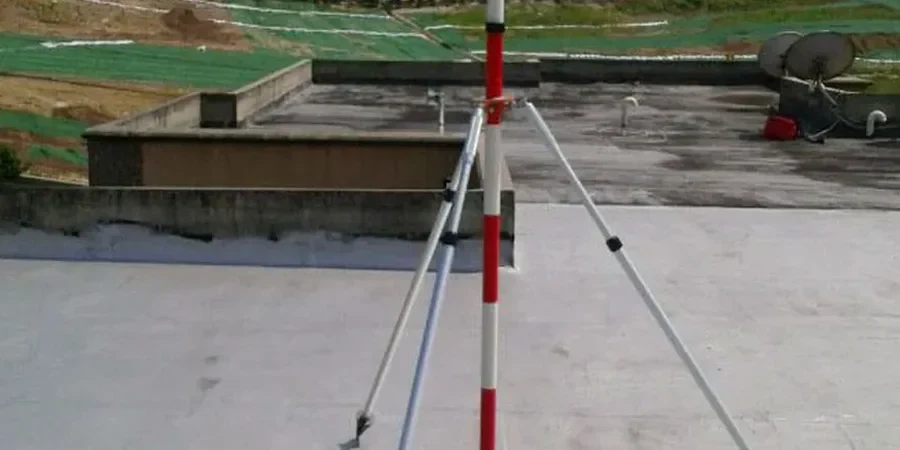 Surveillance géotechnique des excavations à Tours : suivi en site urbain sensible